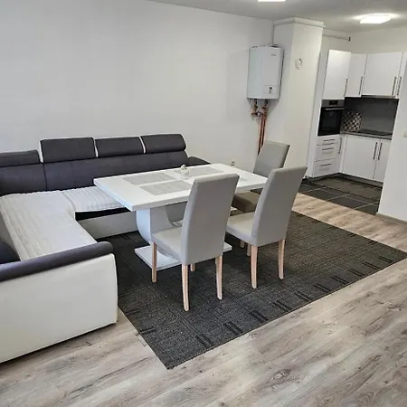 Mima Apartman